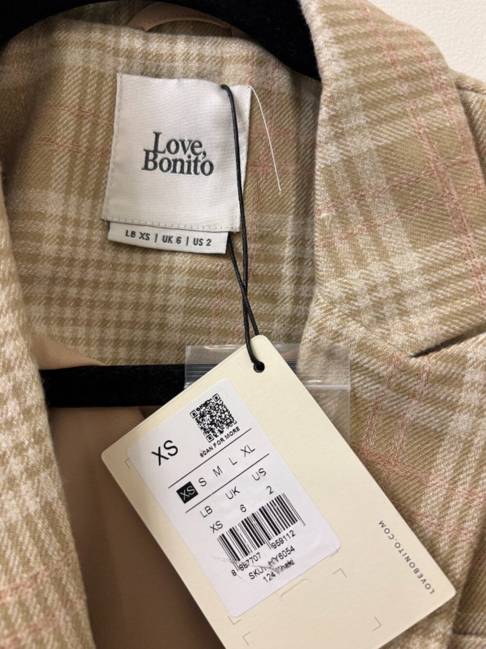 NWT Love Bonito Plaid Shoulder Padded Crop Blazer in Khaki - Picture 6 of 8